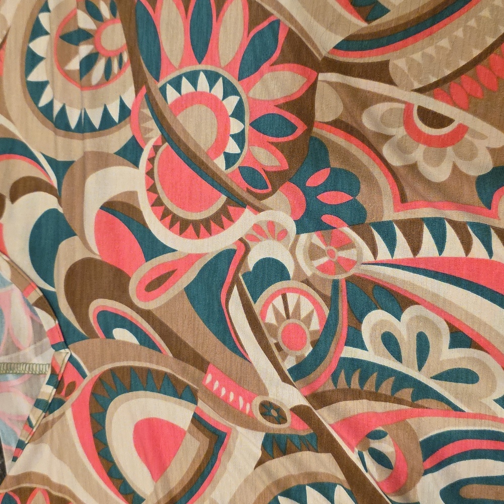 NWOT Hayzel Large Tan Brown Pink And Teal  and Patterned Top - Picture 5 of 5